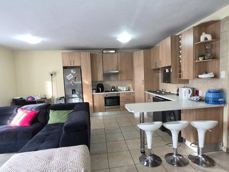 2 BEDROOM APARTMENT TO RENT IN NORKEM PARK. - Photo 2