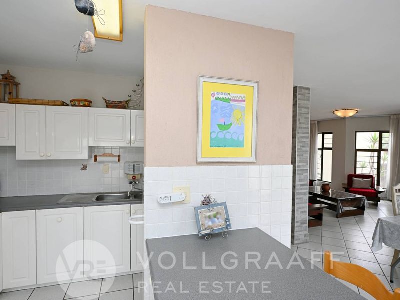 4 Bedroom Townhouse for Sale in Swakopmund Town Centre - Photo 10