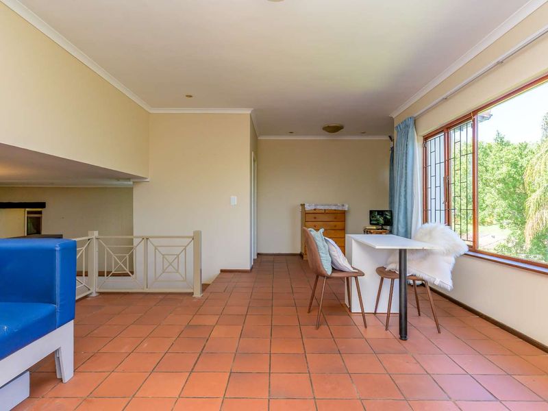 Hendra - Spacious Split-Level Home In Glen Hills - Photo 10