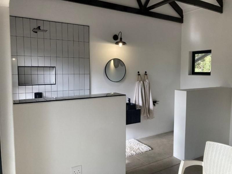 Furnished 1 bedroom, 1 bathroom cottage on Moditlo Wildlife Estate - Photo 10