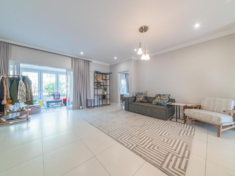 Charming 3-Bedroom Home in The Vines, Val de Vie Estat - Photo 10