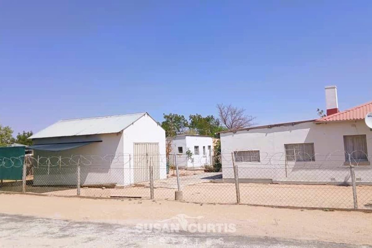 Family home in Usakos for sale - Photo 5