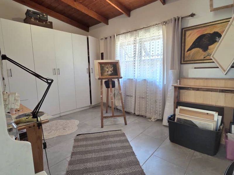 3 Bedroom Home For Sale in Vineta - Photo 10