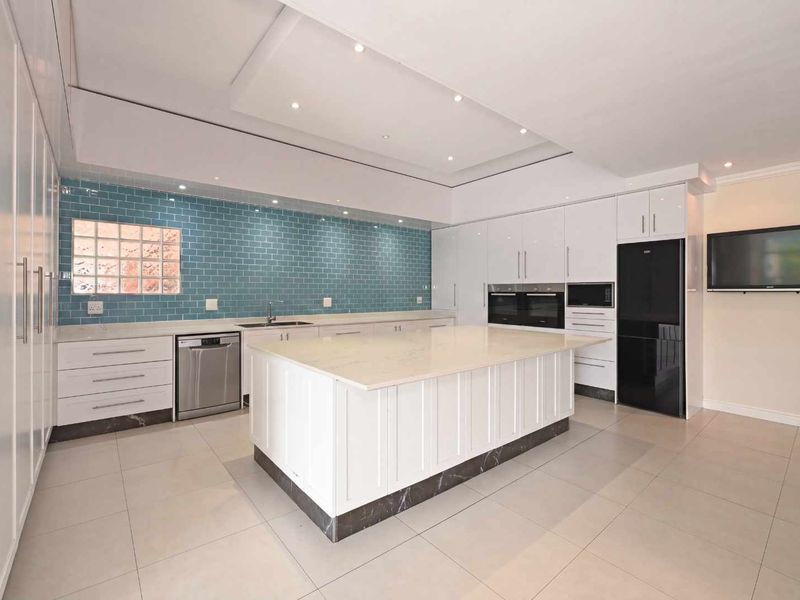 Lakefront Lifestyle Meets Investment Potential - Photo 3