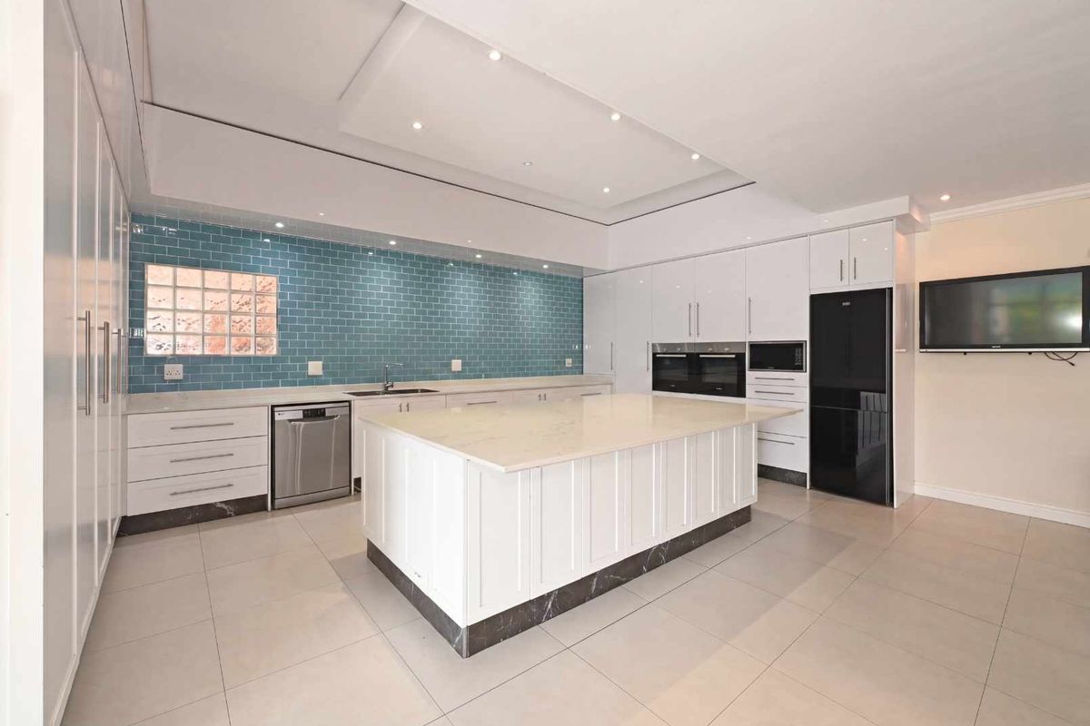 Lakefront Lifestyle Meets Investment Potential - Photo 3