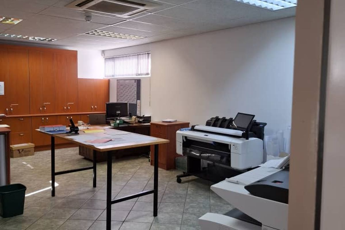 Prime Offices in windhoek Central - Photo 2
