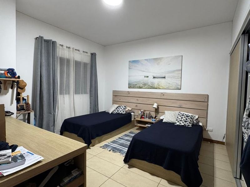 Elevated Living in Phoenix: Panoramic Views & Urban Convenience - Photo 8