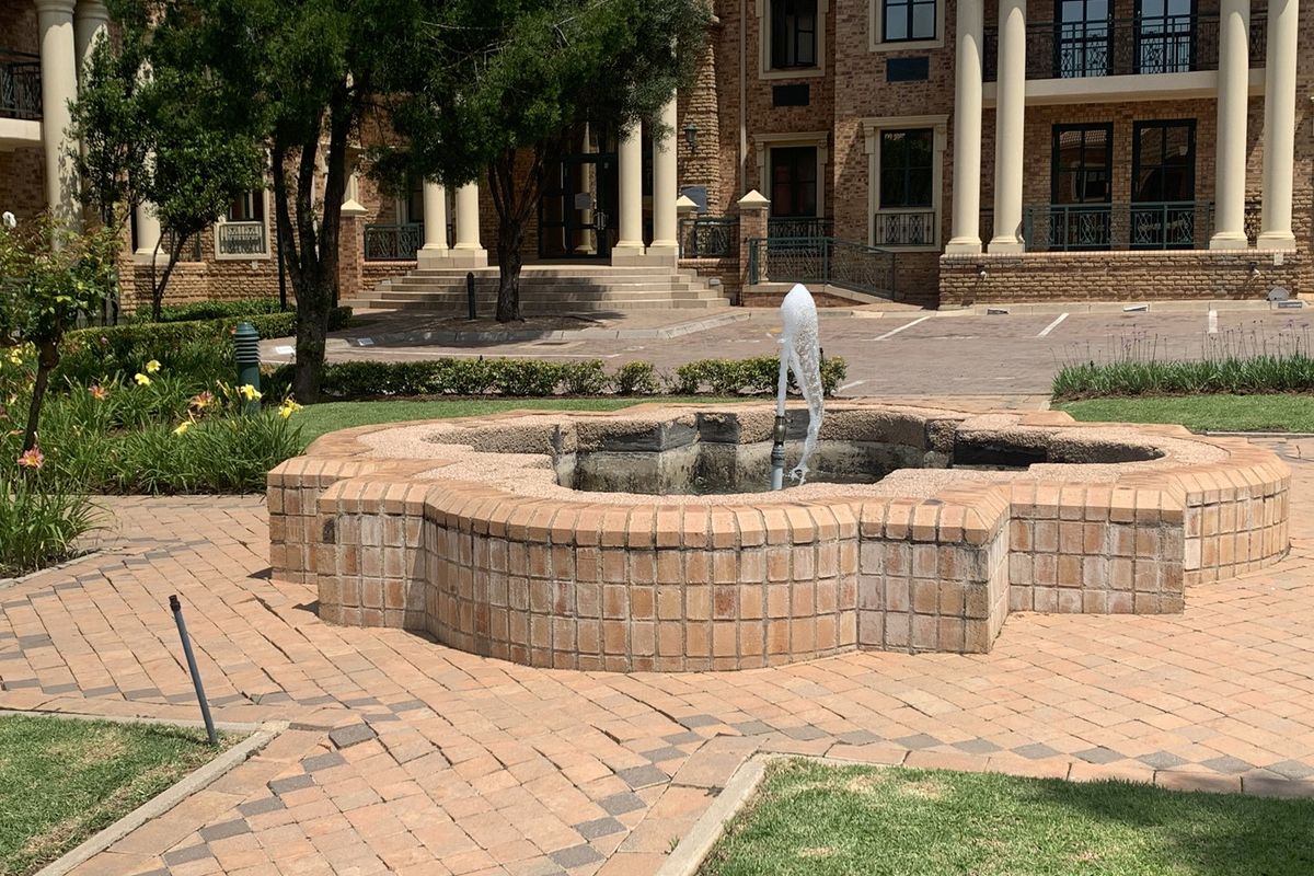 295m2 Rivonia Office To Let - Photo 2