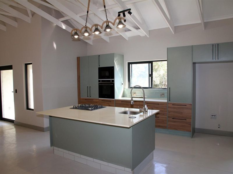 Brand-New Home in Moditlo Wildlife Estate. - Photo 10