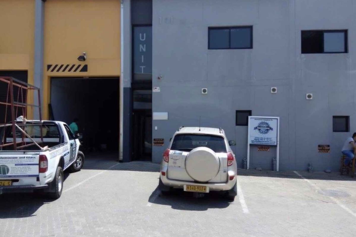 Warehouse in Northern Industrial - Photo 4