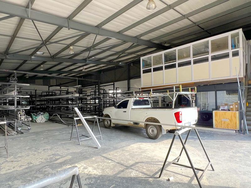 FACTORY / WAREHOUSE FOR SALE - Photo 4