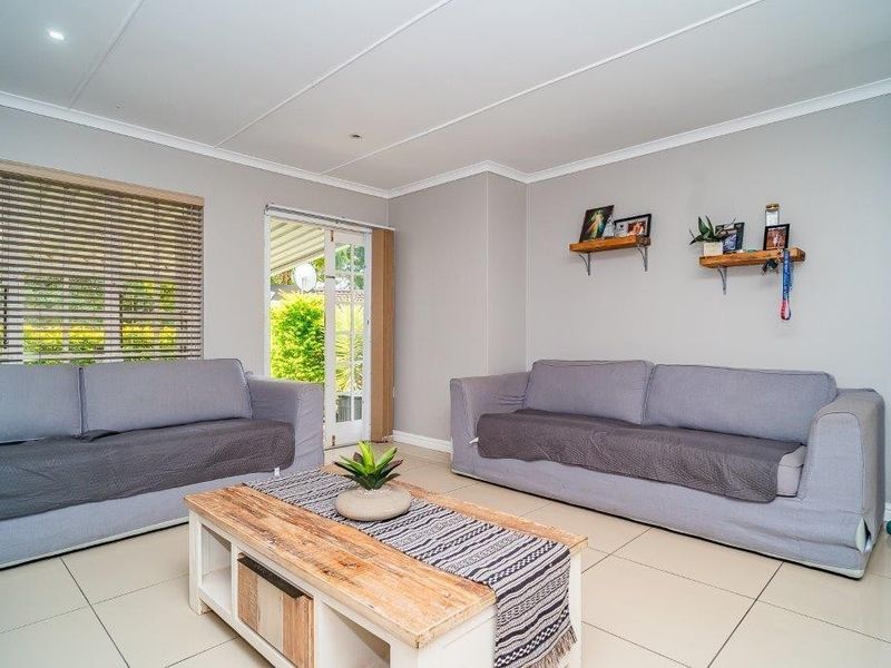 2 Bed secure townhouse in Sherwood - Photo 10