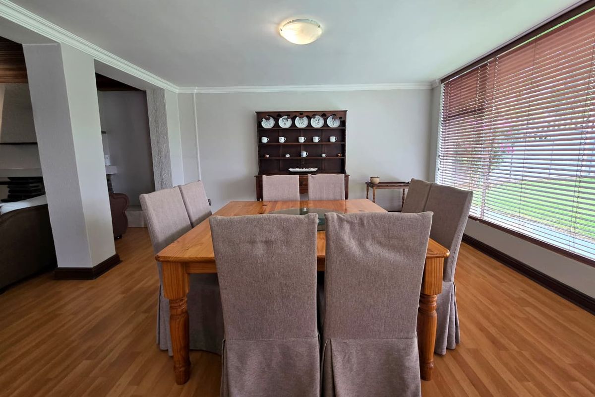Spacious Family Home for sale in Randhart, Alberton - Photo 2