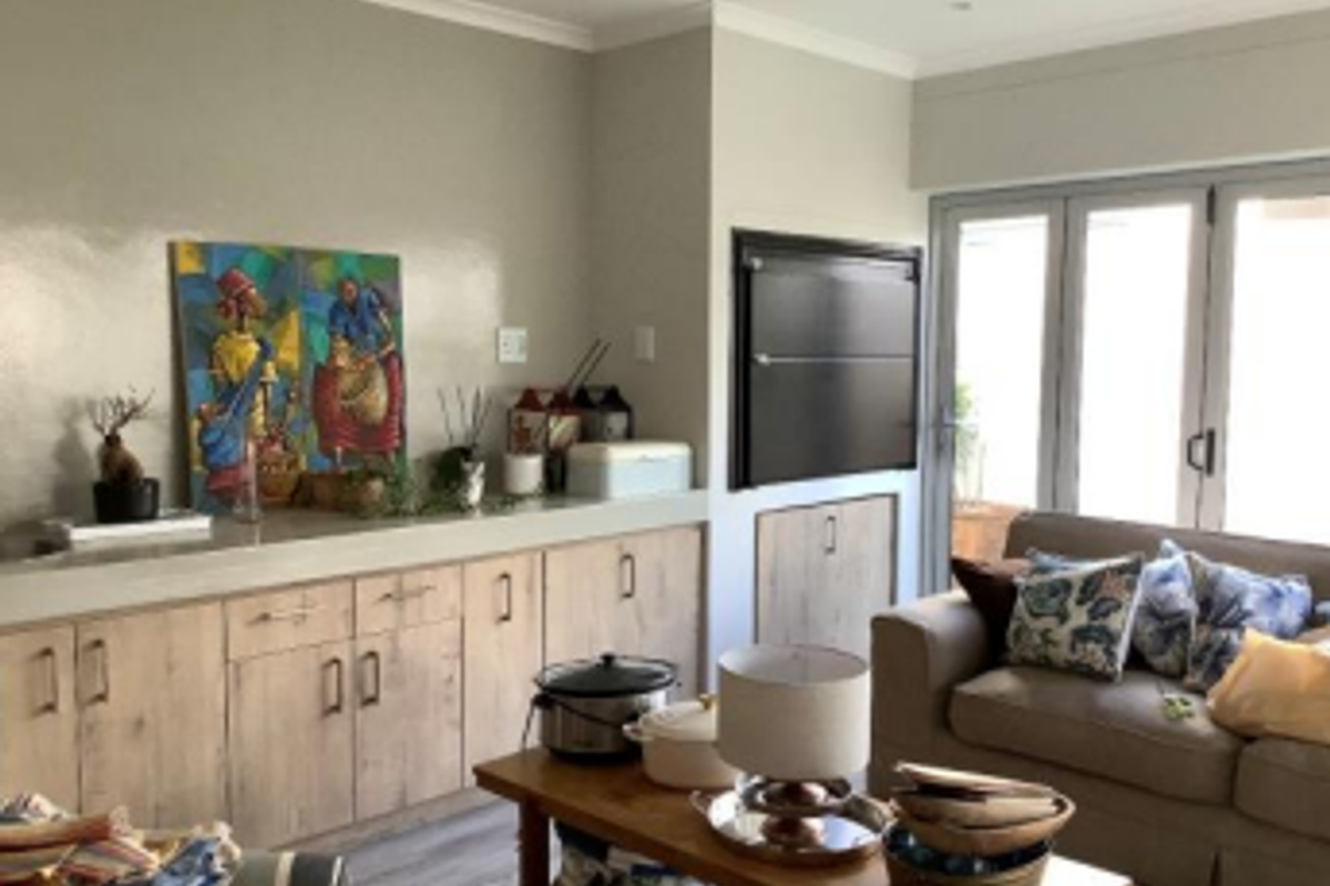 Beautiful House For Sale - Windhoek - Photo 2