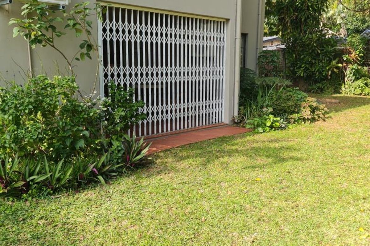 AMAZING DEAL! - Photo 2