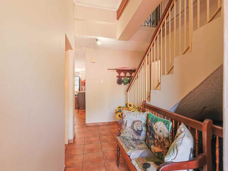 3 Bedroom Townhouse for Sale - Photo 4