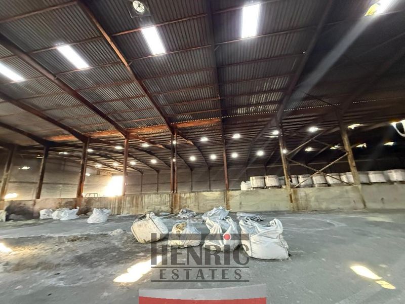 All the Warehouse space you need - In Arandis - Photo 9