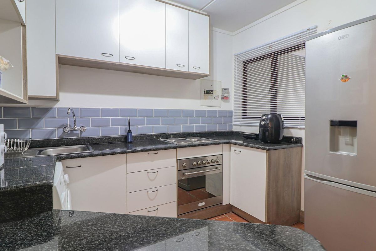 Morningside Hills Gem: Relax in Serenity - Photo 4