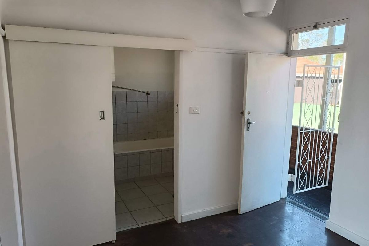 FOR SALE: Neat & Secure 1-Bed Gem – Perfect Starter Home or Investment! - Photo 5