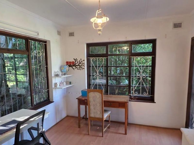 Millionaire's Mile Opportunity - Prime Position Under R2 Million! - Photo 6