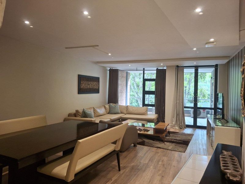 A BEAUTIFULLY FURNISHED TWO BEDROOM APARTMENT - Photo 4