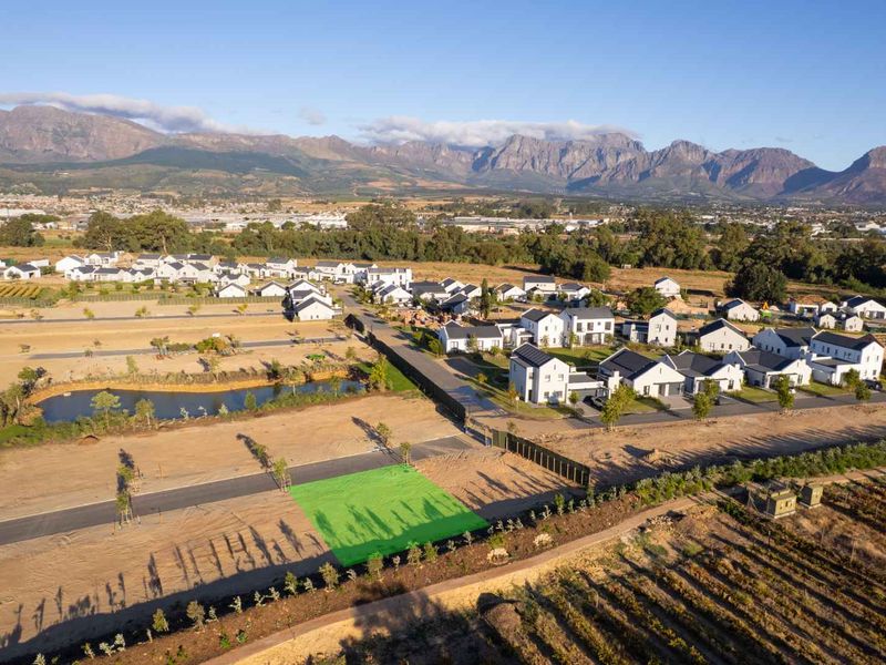 Incredible Stand on Paarl Valleij Lifestyle Estate & Farm, Offering Exceptional Views Within a Secure Estate - Photo 4