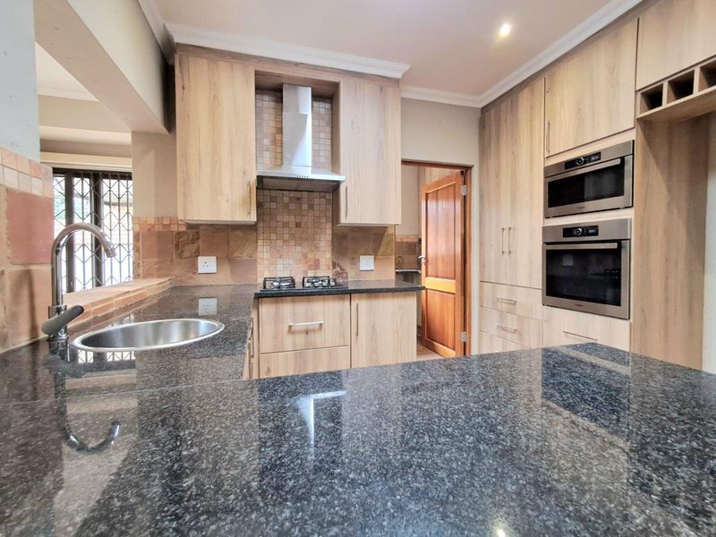 3 Bedroom Cluster for Sale in Brackenhurst - Photo 5