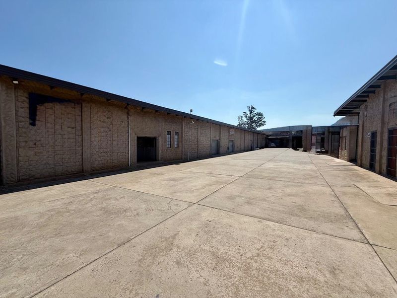 commercial property for sale in Vryheid - Photo 10