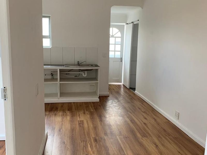 Refurbished Offices with Parking in Central Blackheath - Photo 5