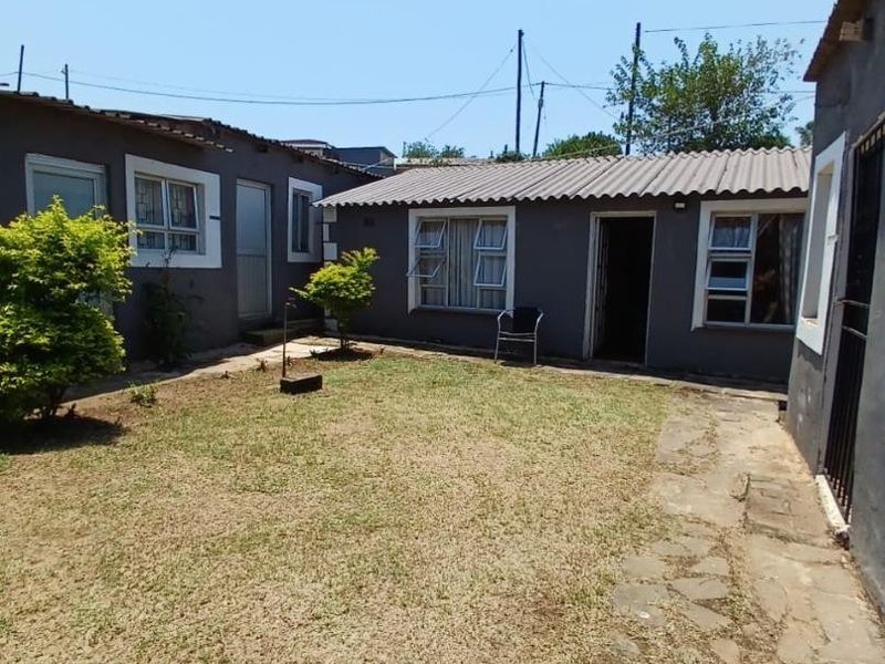 Rental Property Alert! - Photo 1