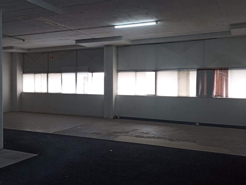 Industrial warehouse / office to rent with easy access to N2 Victoria Rd Salt River - Photo 5