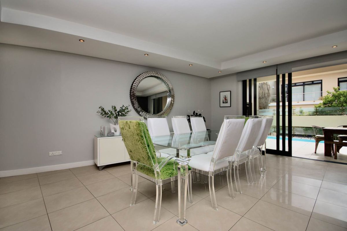 Three-Storey Home in Gated Complex at the Beach - Photo 5