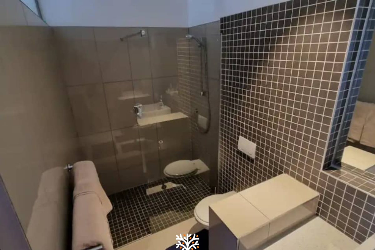 UNDER CONTRACT | LOFT IN STYLISH FREEDOM PLAZA | N$1 470 000.00 - Photo 4