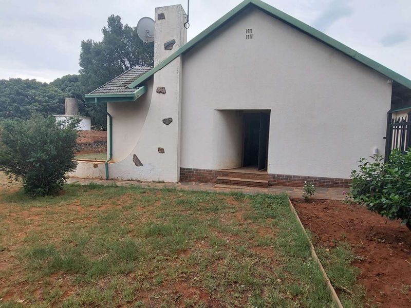 HOUSE FOR SALE, CLAREMONT - Photo 6