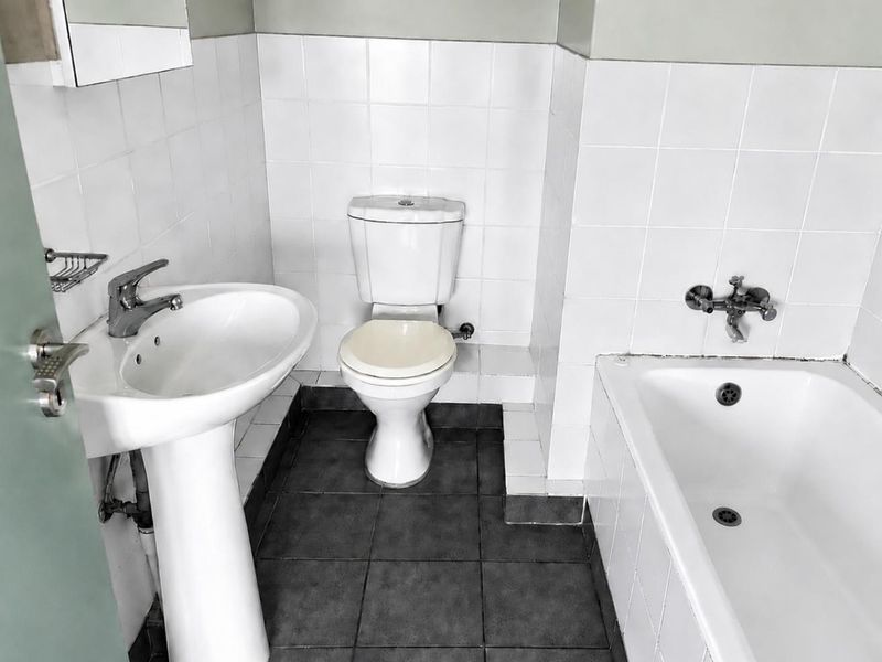 Bachelor Apartment for Rent – Delheim Village - Photo 10