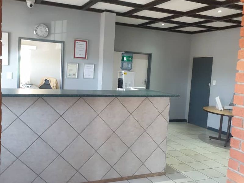 WAREHOUSE 4 SALE - LAFRENZ - Photo 6