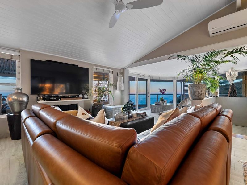 Ocean, Mountain, and Sunset Living at Its Best - Photo 7