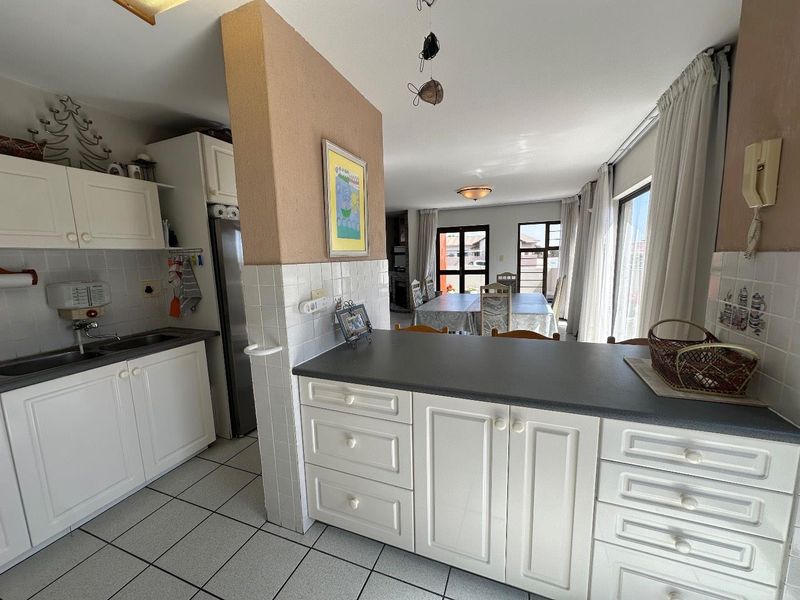 TOWNHOUSE FOR SALE IN CENTRAL SWAKOPMUND, NAMIBIA - Photo 2