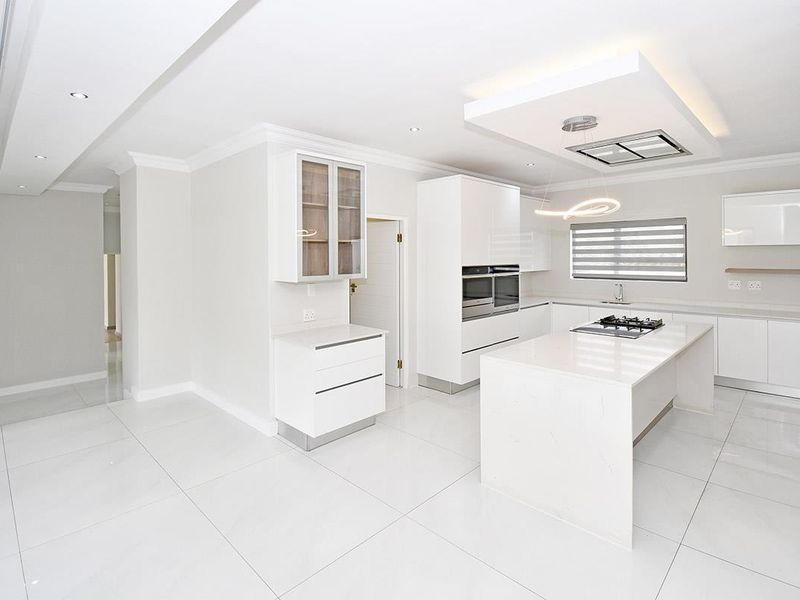 4 Bedroom Home To Rent in Midlands Estate,Midstream - Photo 10