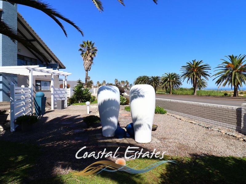 Your Dream Seafront Home Awaits You - Photo 3