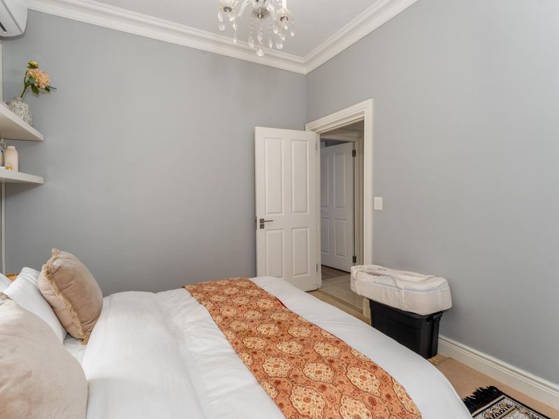 4 Bedroom House In Lansdowne - Photo 9