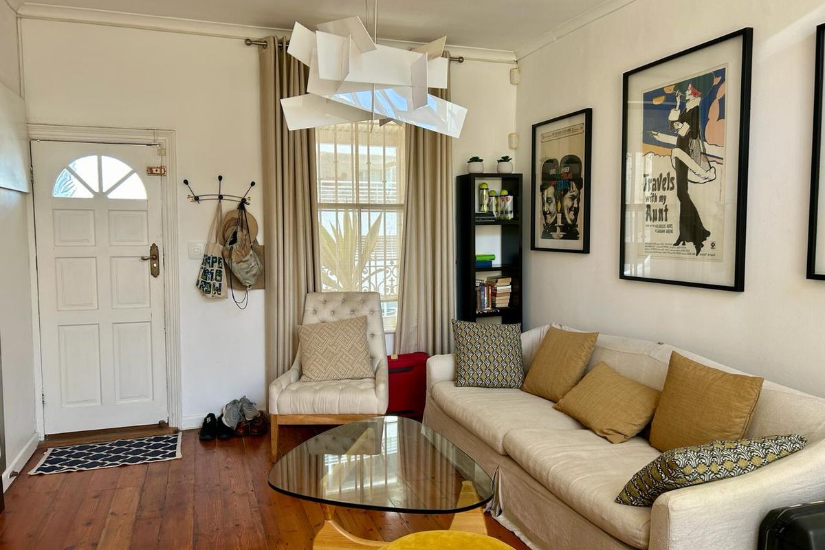 GORGEOUS, HOMELY COTTAGE.   32.5K. pm - Photo 5