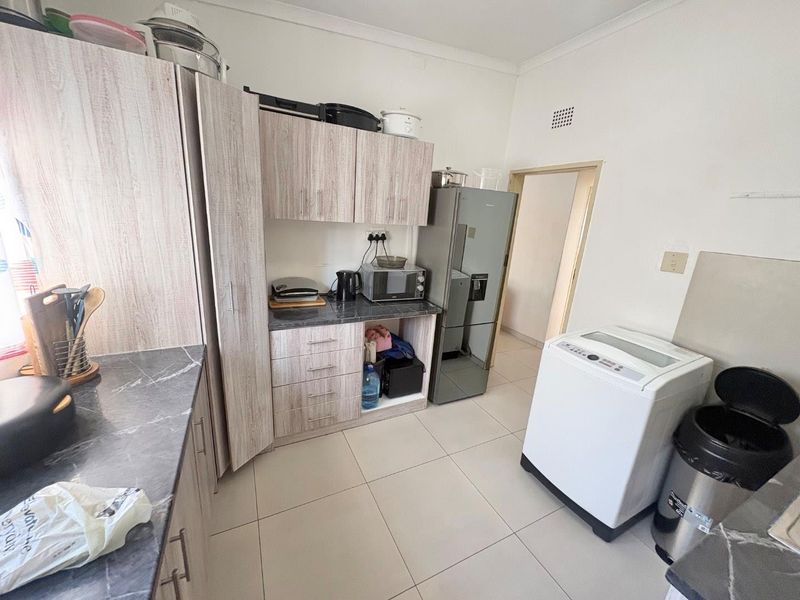 3 Bedrooms House For Sale in Khomasdal - Photo 8