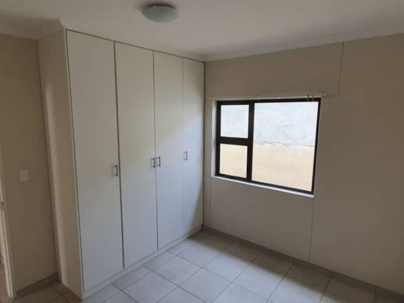 FOR SALE- 3 BEDROOM HOUSE IN ARANDIS, NAMIBIA - Photo 2