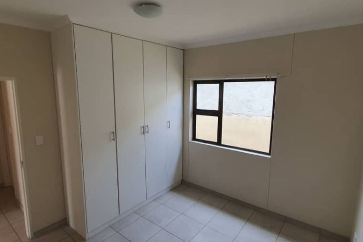 FOR SALE- 3 BEDROOM HOUSE IN ARANDIS, NAMIBIA - Photo 2