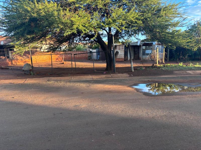 VACANT LAND IN SOSHANGUVE EXT 12 - Photo 9