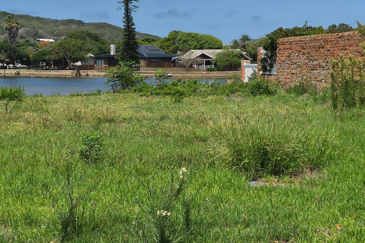 Experience Lagoon Living at The Island Cove on the Garden Route - Photo 3
