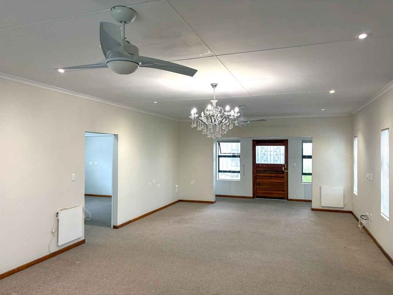 Safe and serene coastal living. - Photo 4