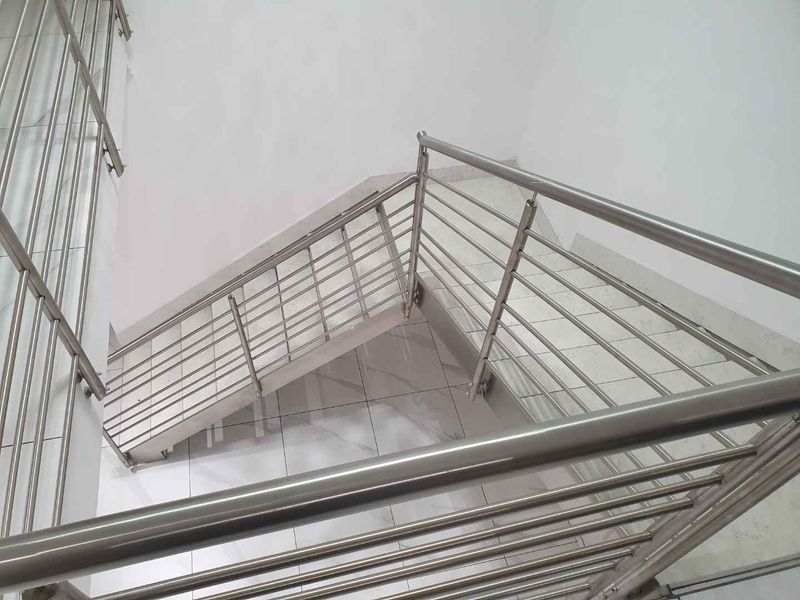 Hollywood Home in Bassonia - Photo 10