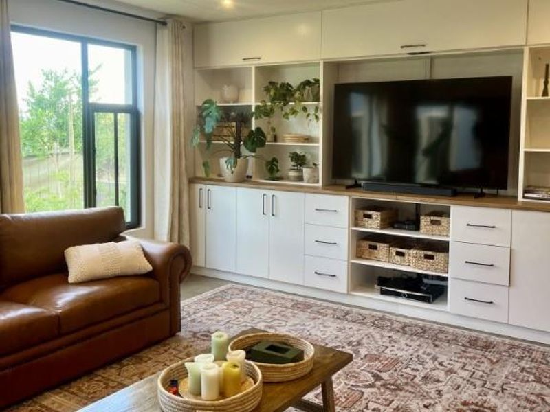 Stunning 3 bedroom house to rent in Omeya Golf Estate - Photo 3